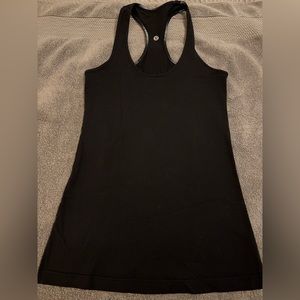 lululemon. cool racerback tank. Black. Size 6. GUC.